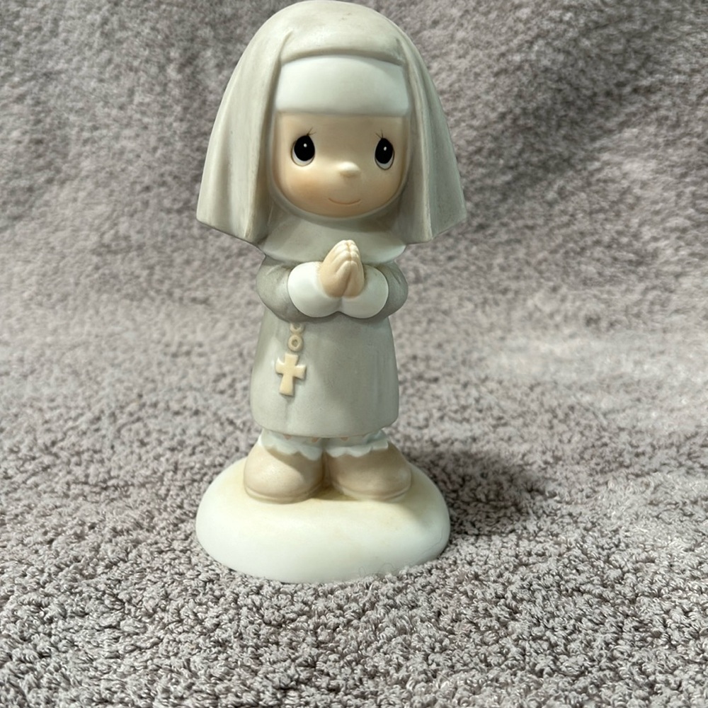 Nun precious moment figurine